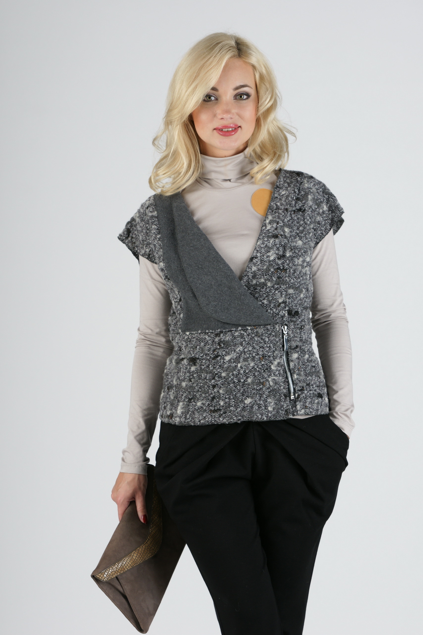 ОЛЬ*ГА МЕЛЮ*КОВА