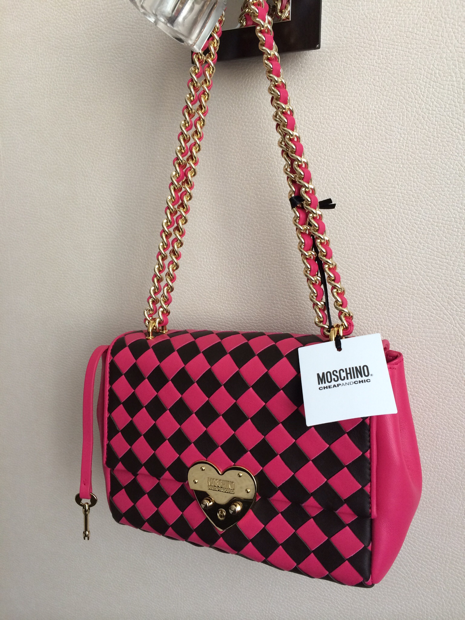 пристроено