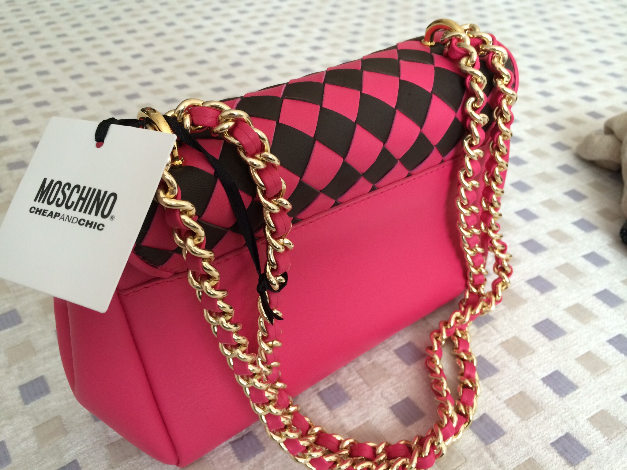 пристроено