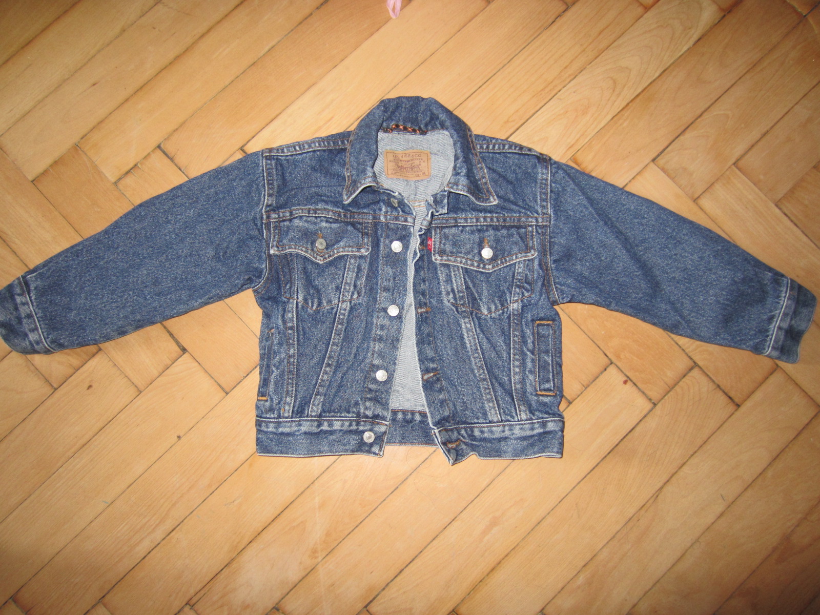 Левис джинса. _д/девочек 116-122