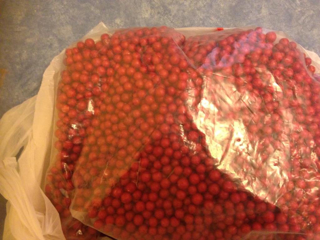 Шарики для декора. Рукоделие