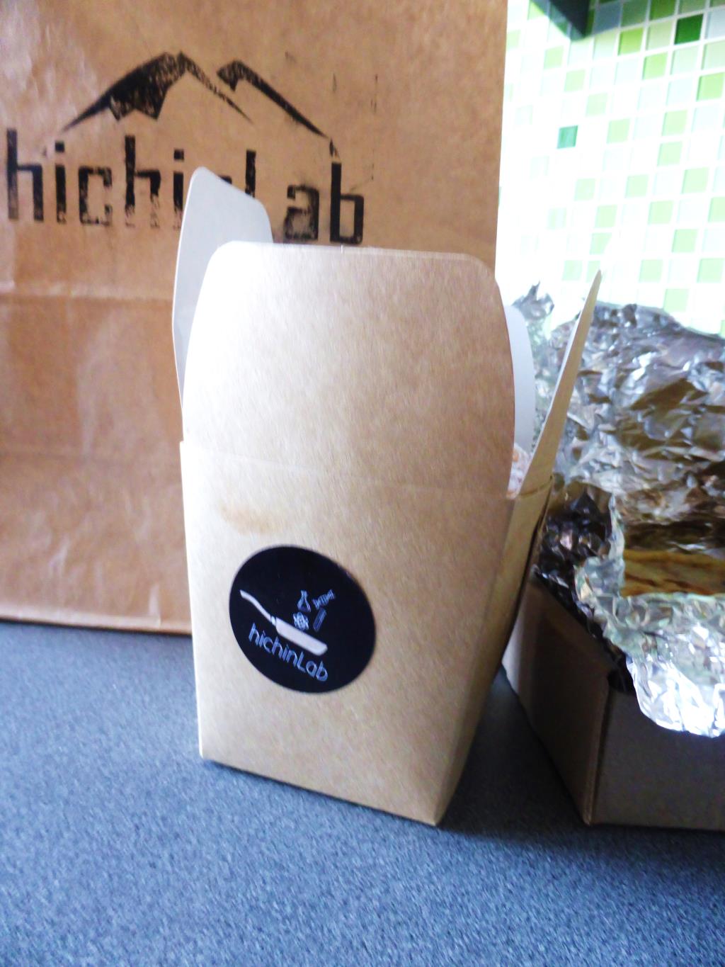 лакумы - это такие воздушные пончики на десерт :). БУКВА Х! :)  от stvetavan(в системе september2003)