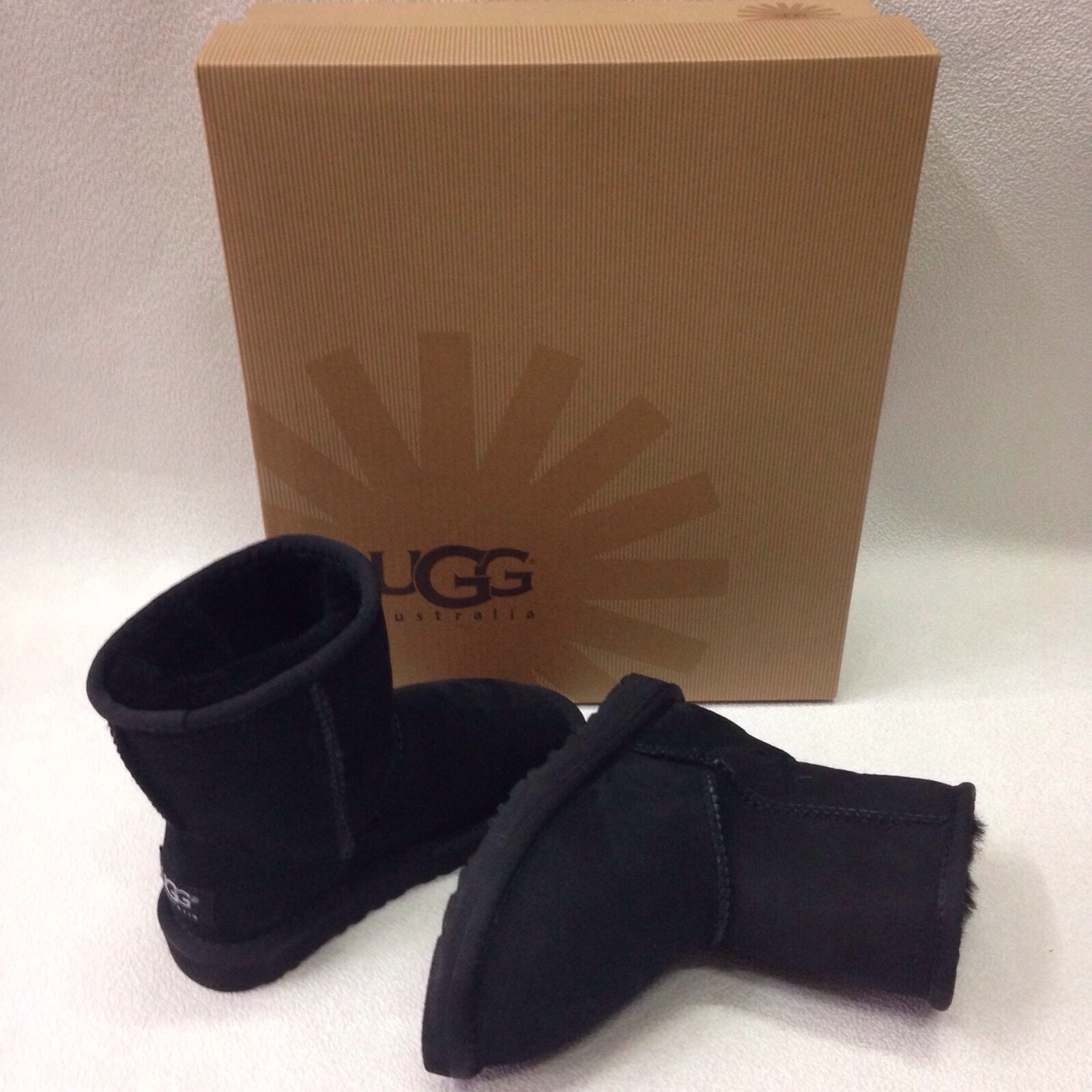 КЛАССИК ТОЛЛ черные детские и женские. UGG сезон осень/зима 2015/2016