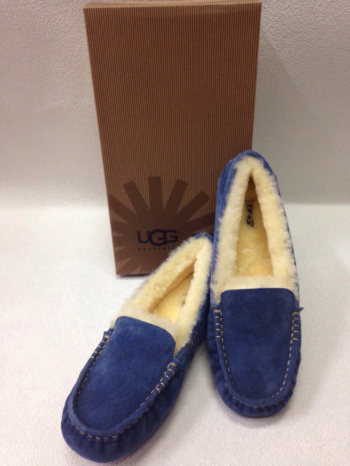 МАКАСЫ женские лавандовые. UGG сезон осень/зима 2015/2016