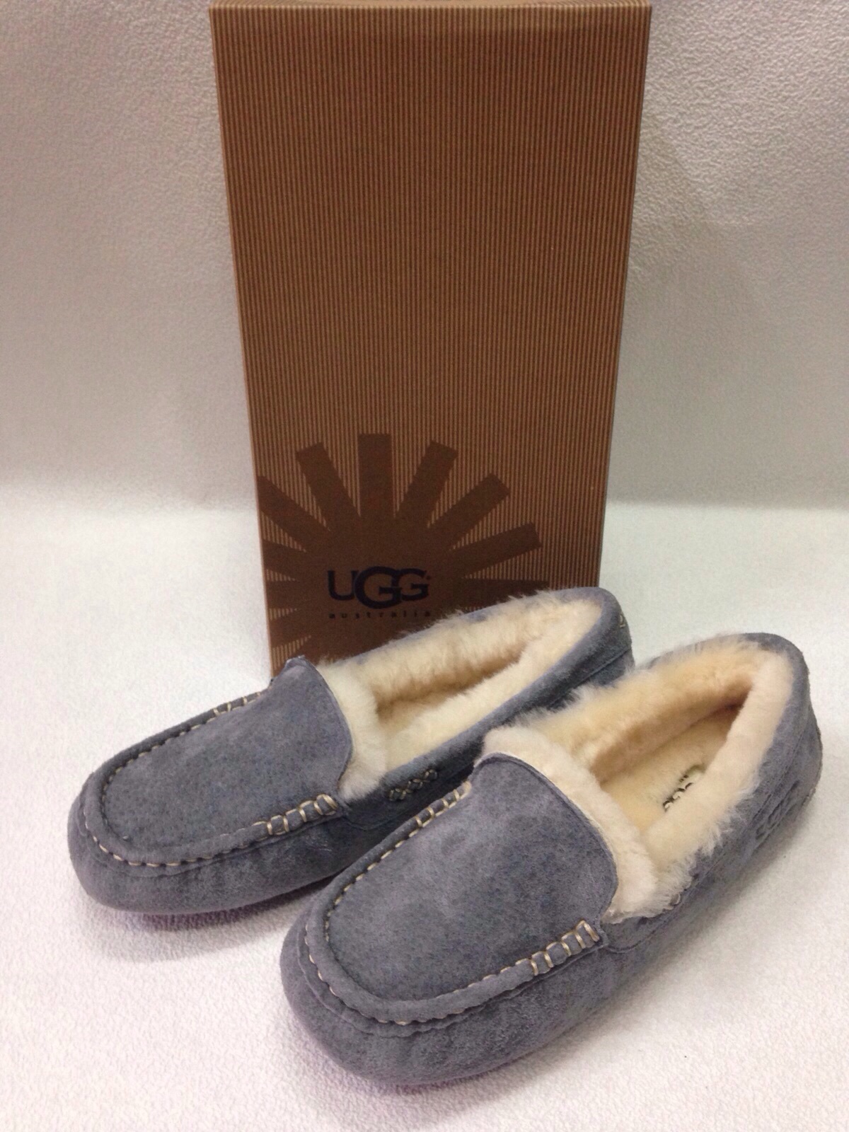 МАКАСЫ женские серые. UGG сезон осень/зима 2015/2016