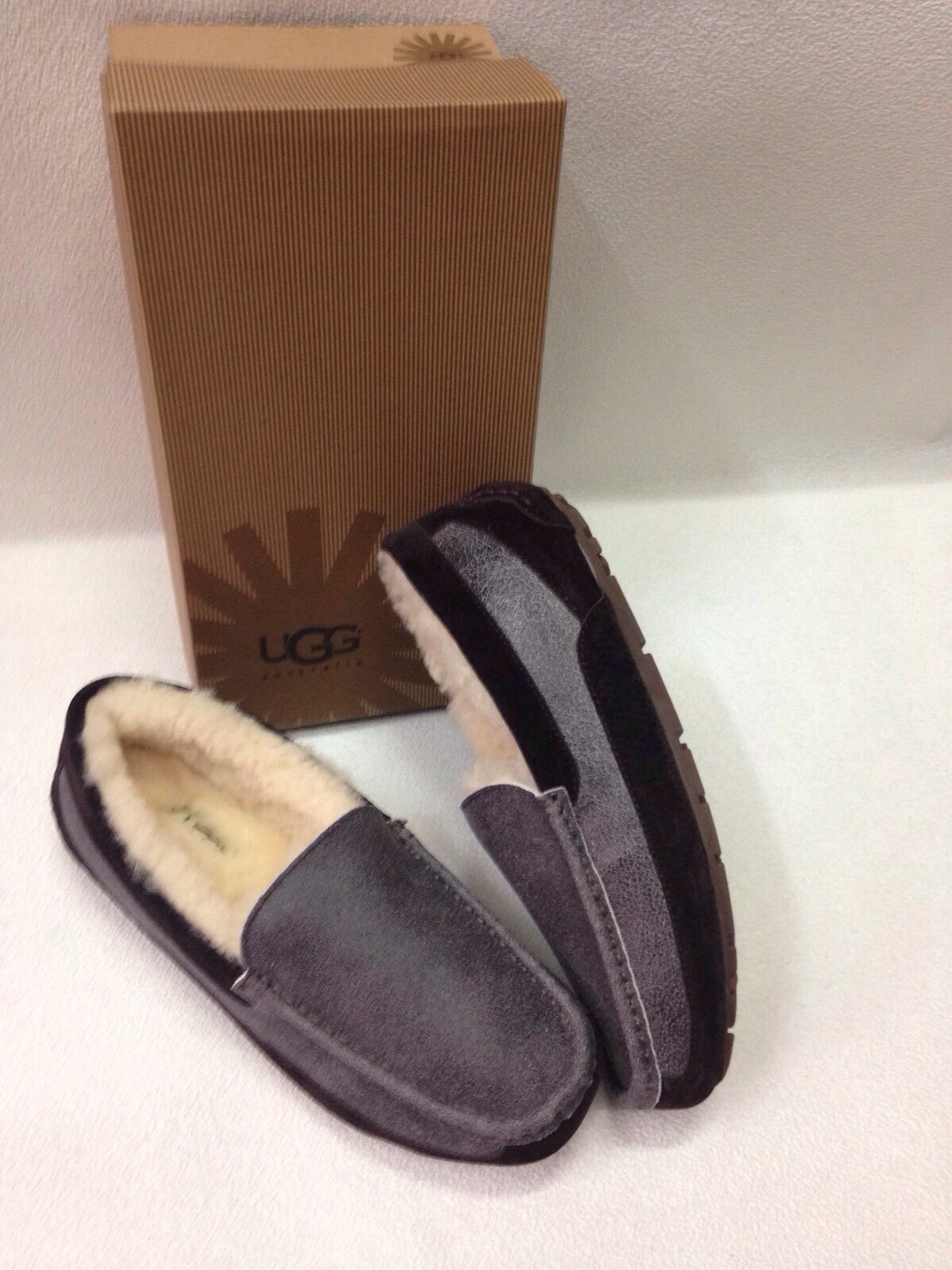 МАКАСЫ мужские комби серая кожа+черная замша. UGG сезон осень/зима 2015/2016