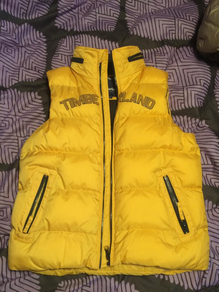 Жилет 700р . ПРОДАМ  в хорошие руки =))))