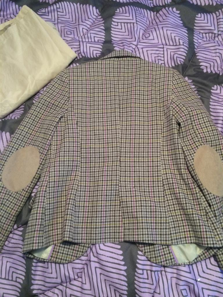 ПРОДАМ  в хорошие руки =))))