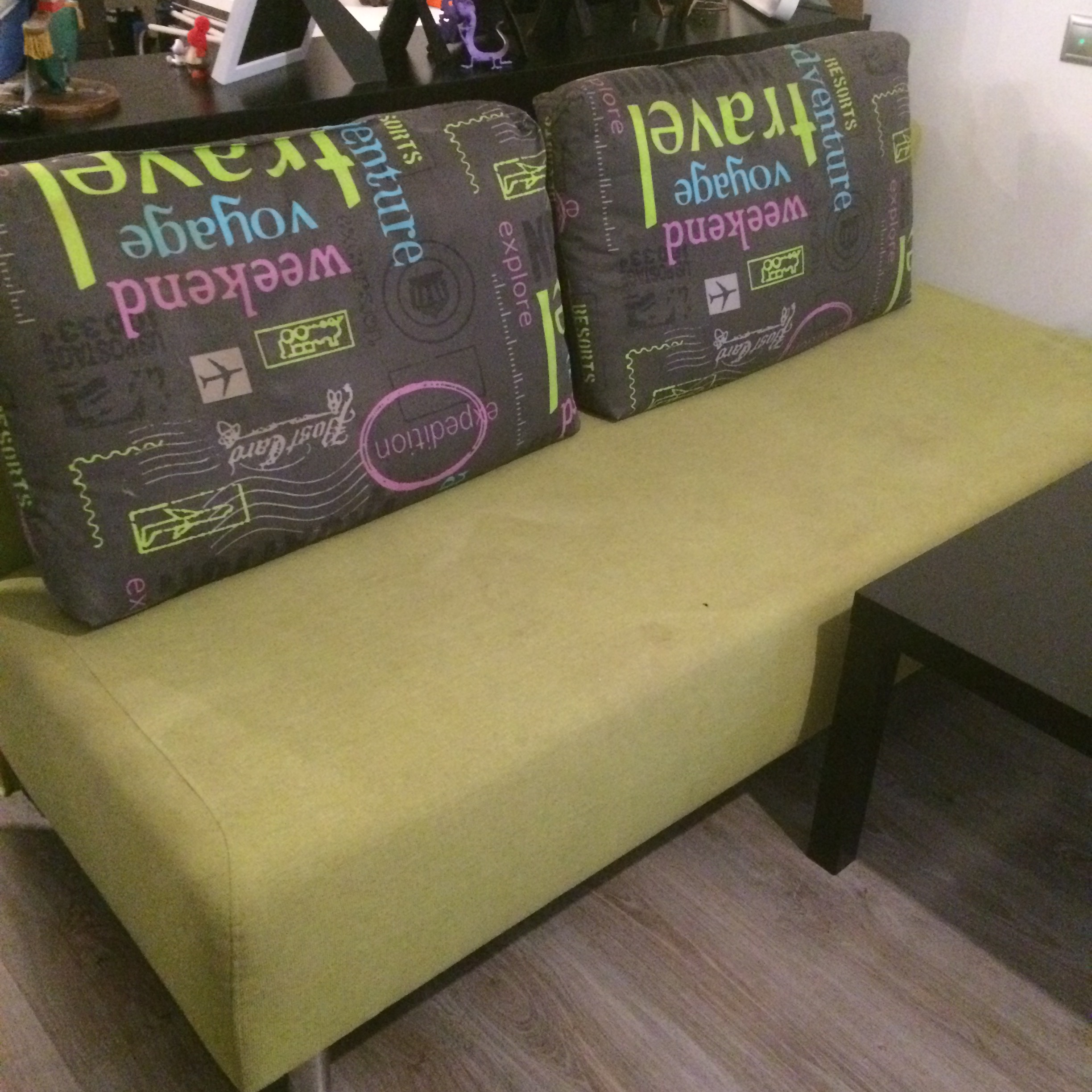 Диван раскладной  8000р. ПРОДАМ  в хорошие руки =))))