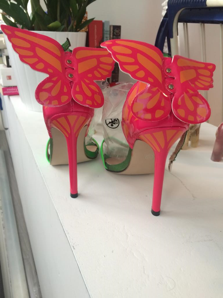 ПРОДАМ  в хорошие руки =))))