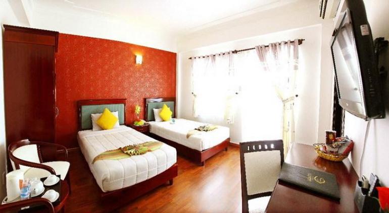 Universe Central Hotel Saigon. 