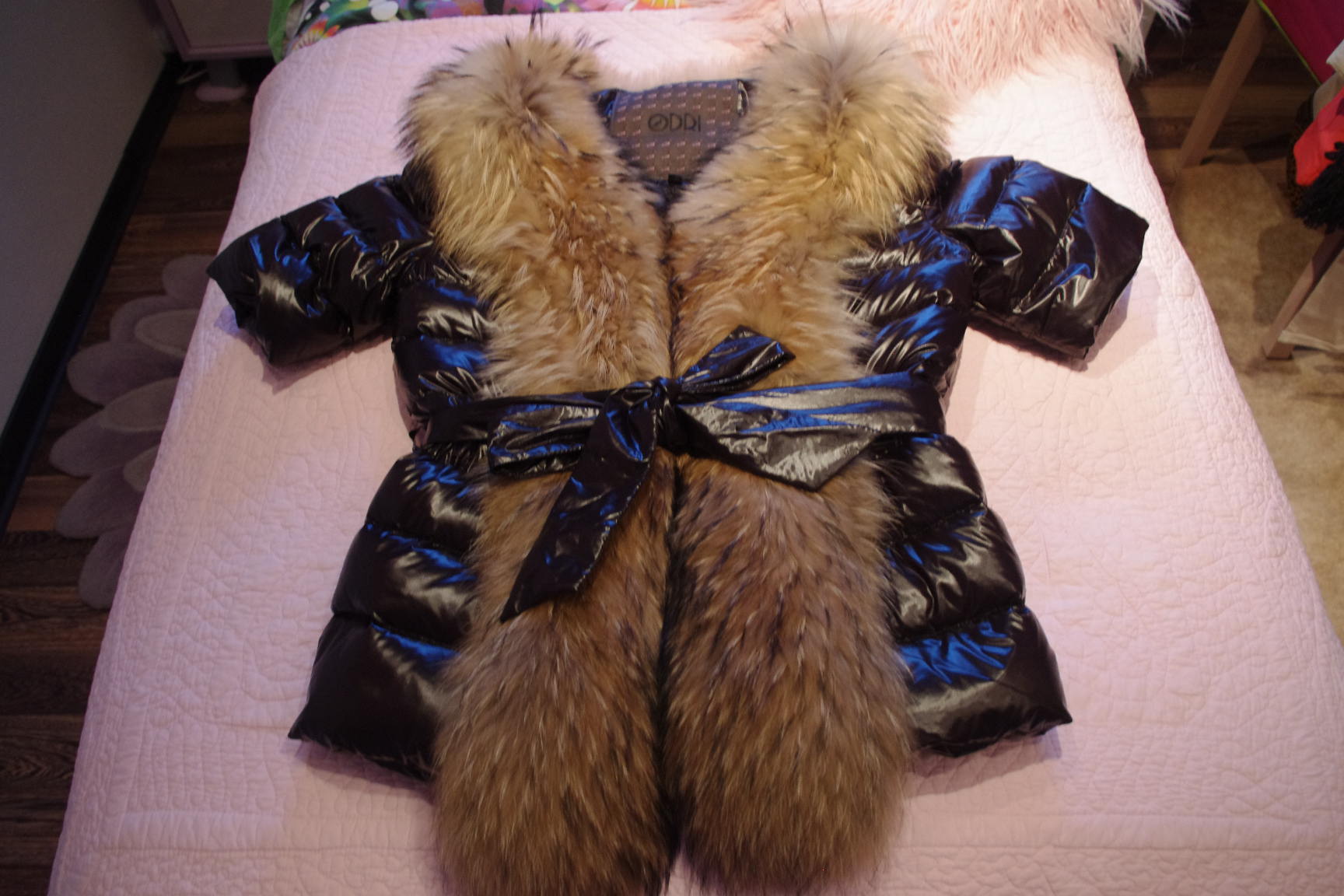 Одри на пуху с укороченным рукавом ШИК! . ЗАБРАЛИ