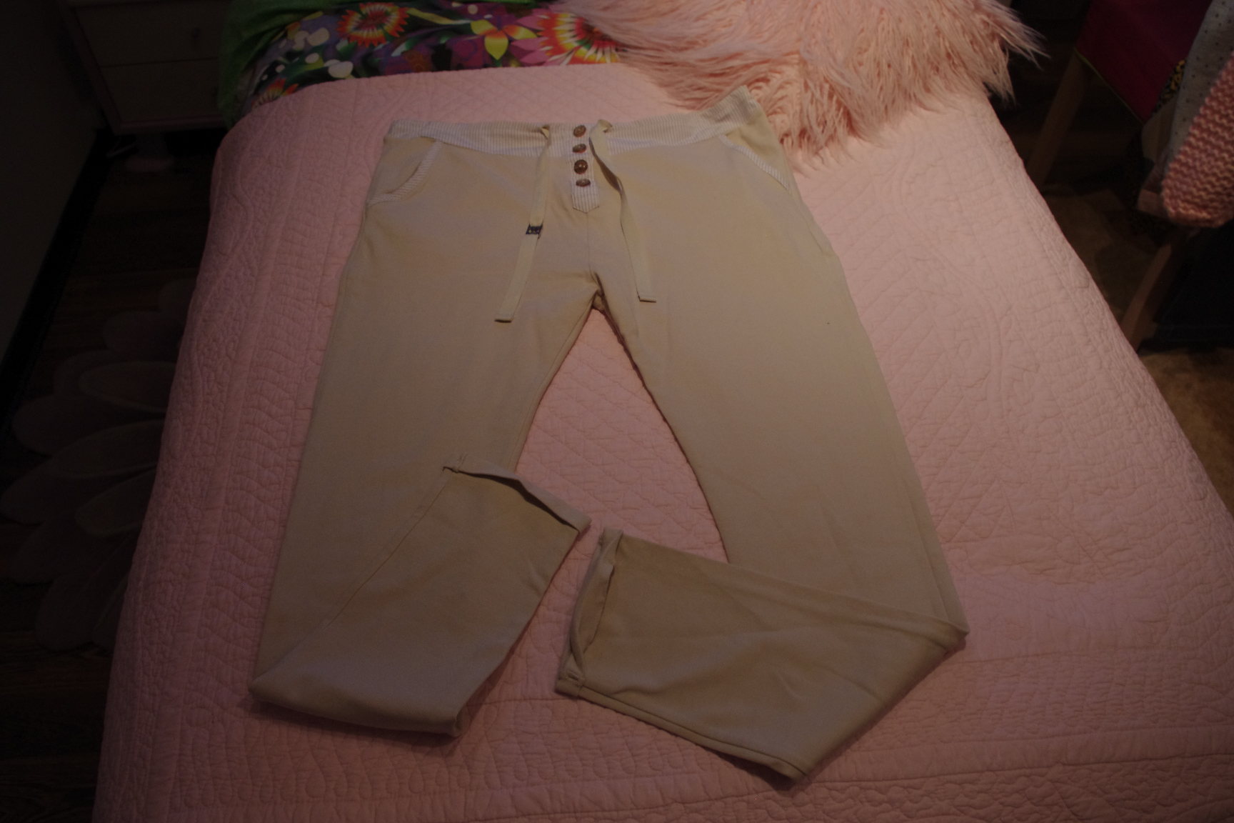 МЕТ штанцы трикотаж-М-800. КОМИССИОНКА ЖЕНСКОЕ