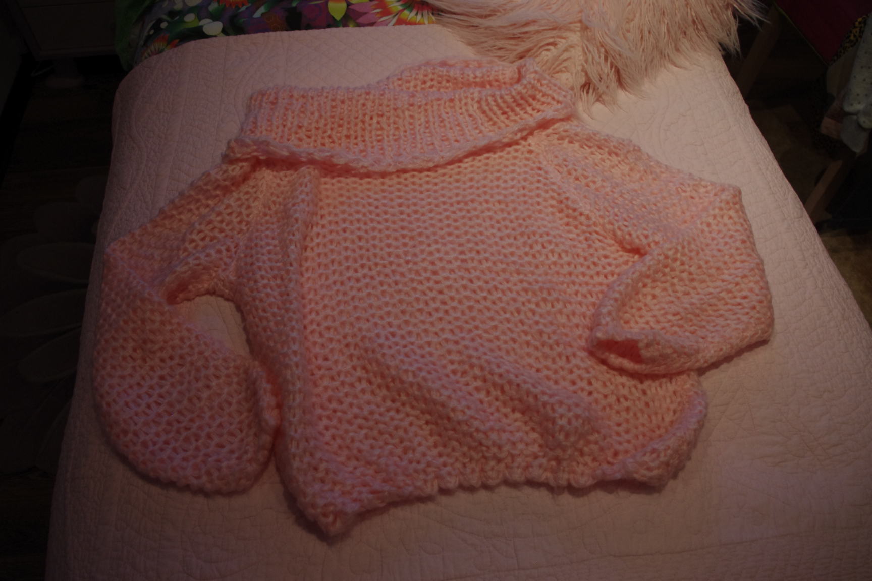 объемно-воздушный нежный свитер-44/46-700. ЗАБРАЛИ