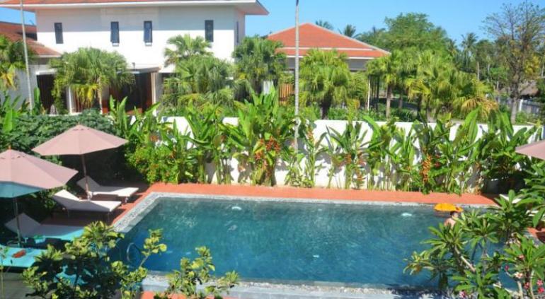 Hoi An Red Frangipani Villa. 