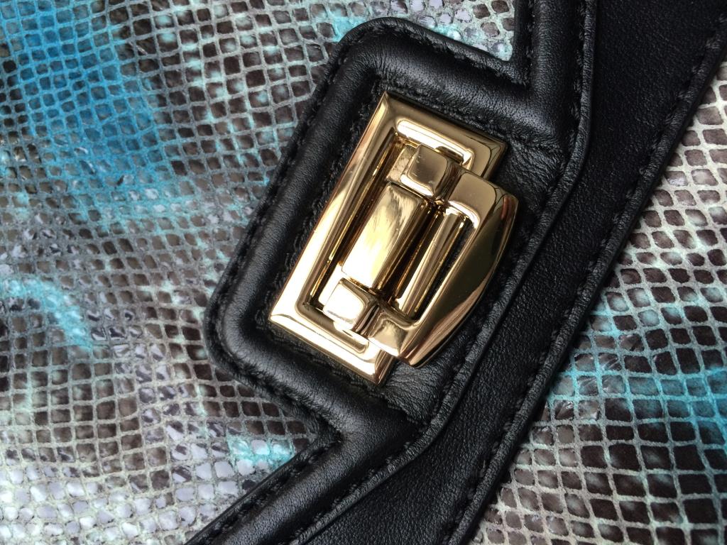 пристроено