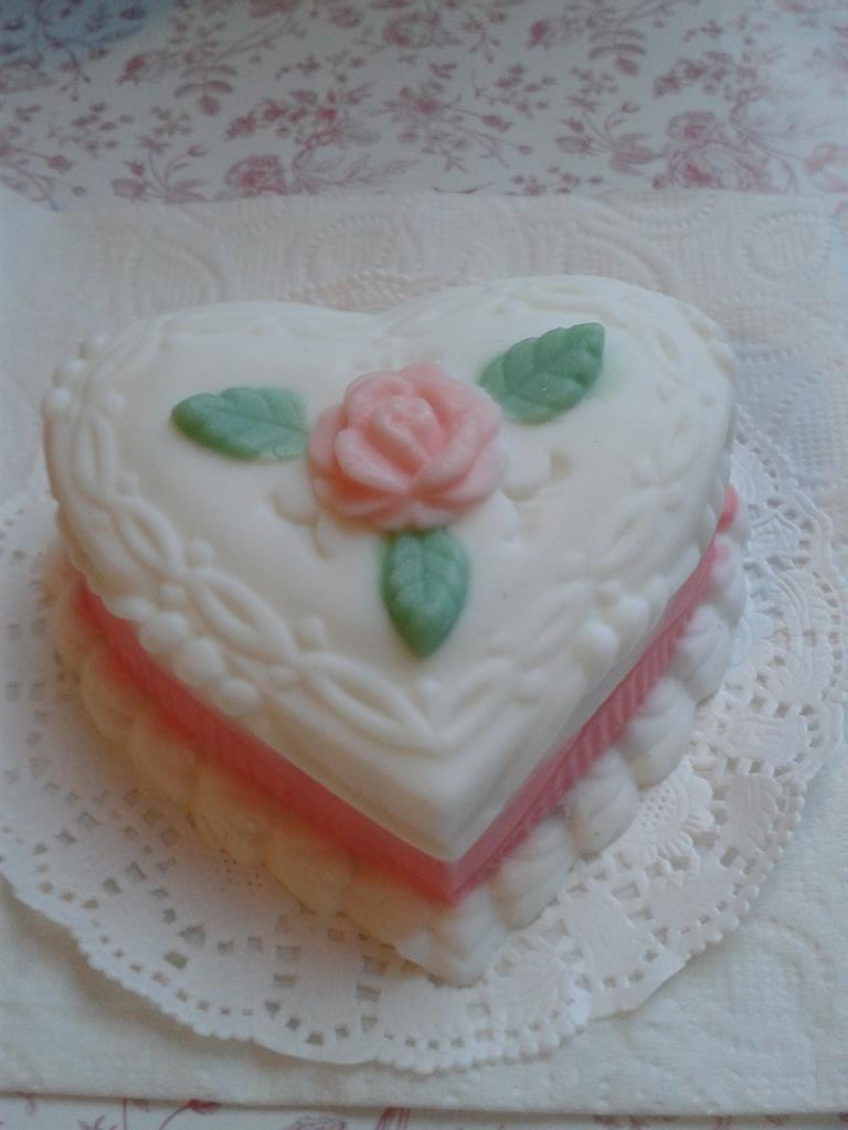 Пирижное с розочкой. Мои рукоделки для обмена