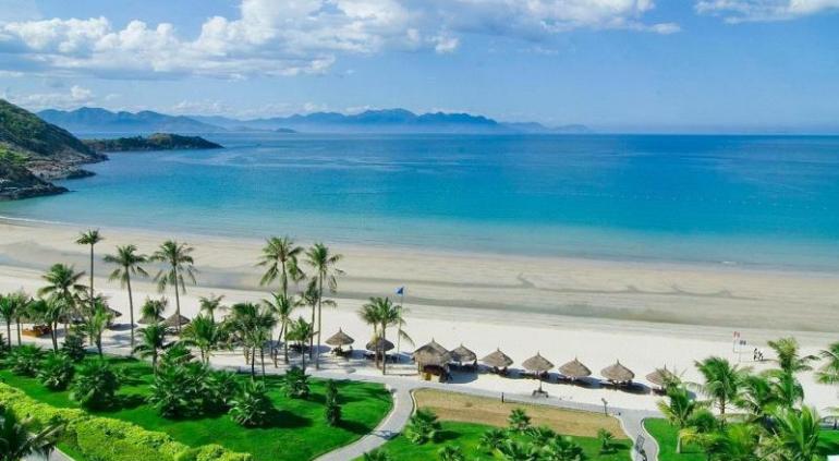 Vinpearl Nha Trang Bay Resort & Villas. 