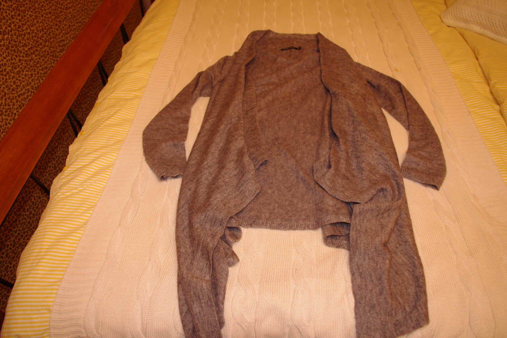 серый кардиган без застежек-44-48-500. ЗАБРАЛИ