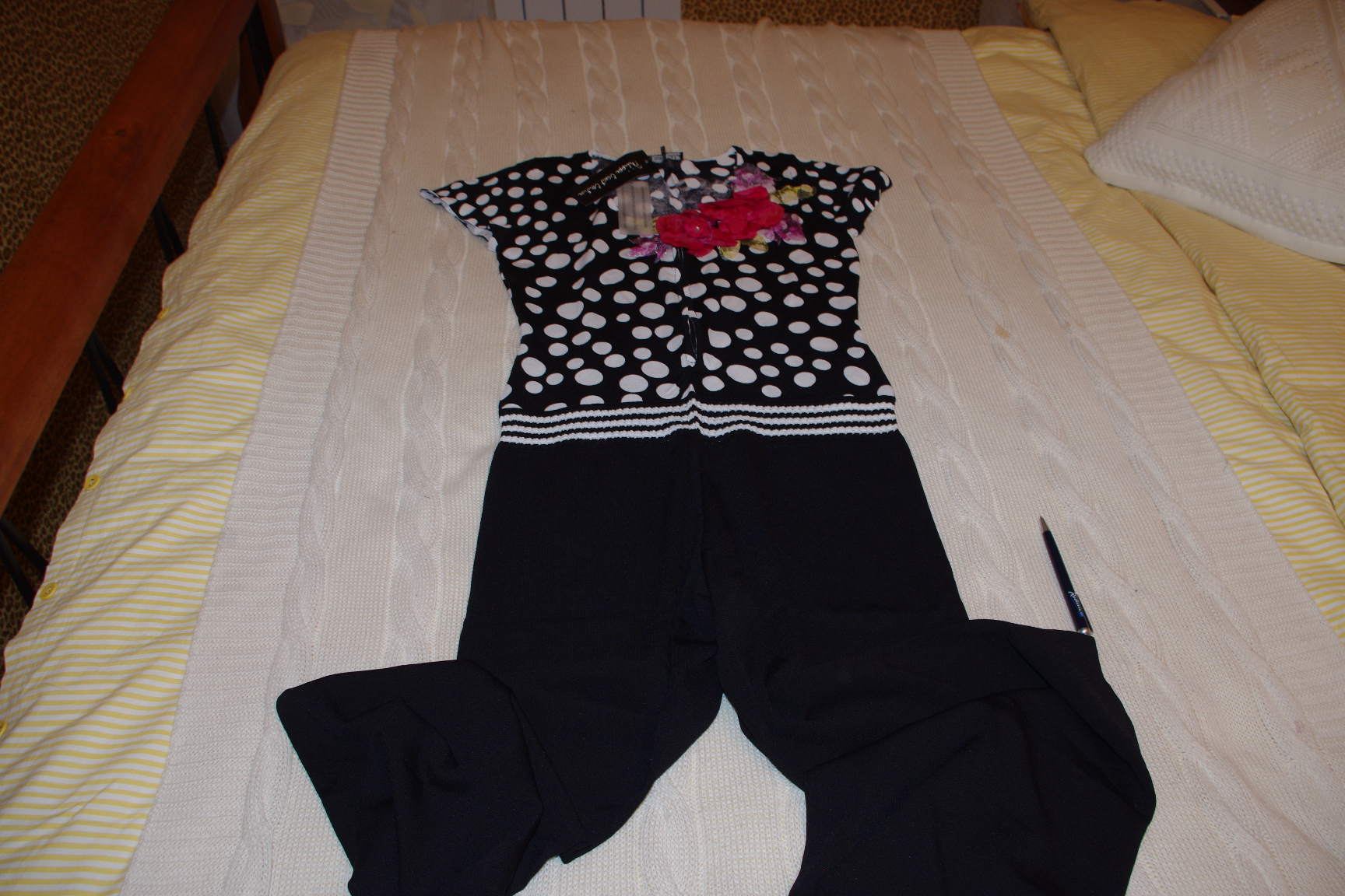 франция трикотажный брючный комбез-44-1500. ЗАБРАЛИ