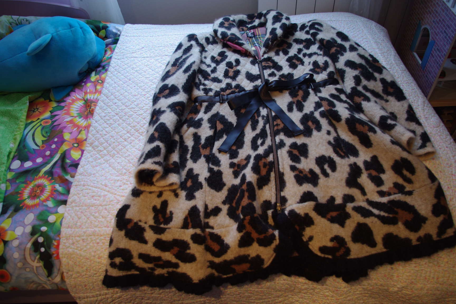 патьто Трико шИк-Италия-46-3000. ЗАБРАЛИ