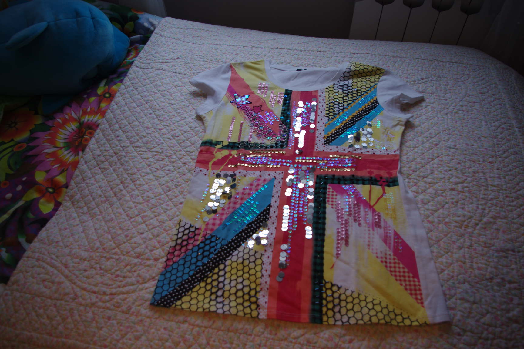 Денни роуз футболка-Л-700. ЗАБРАЛИ