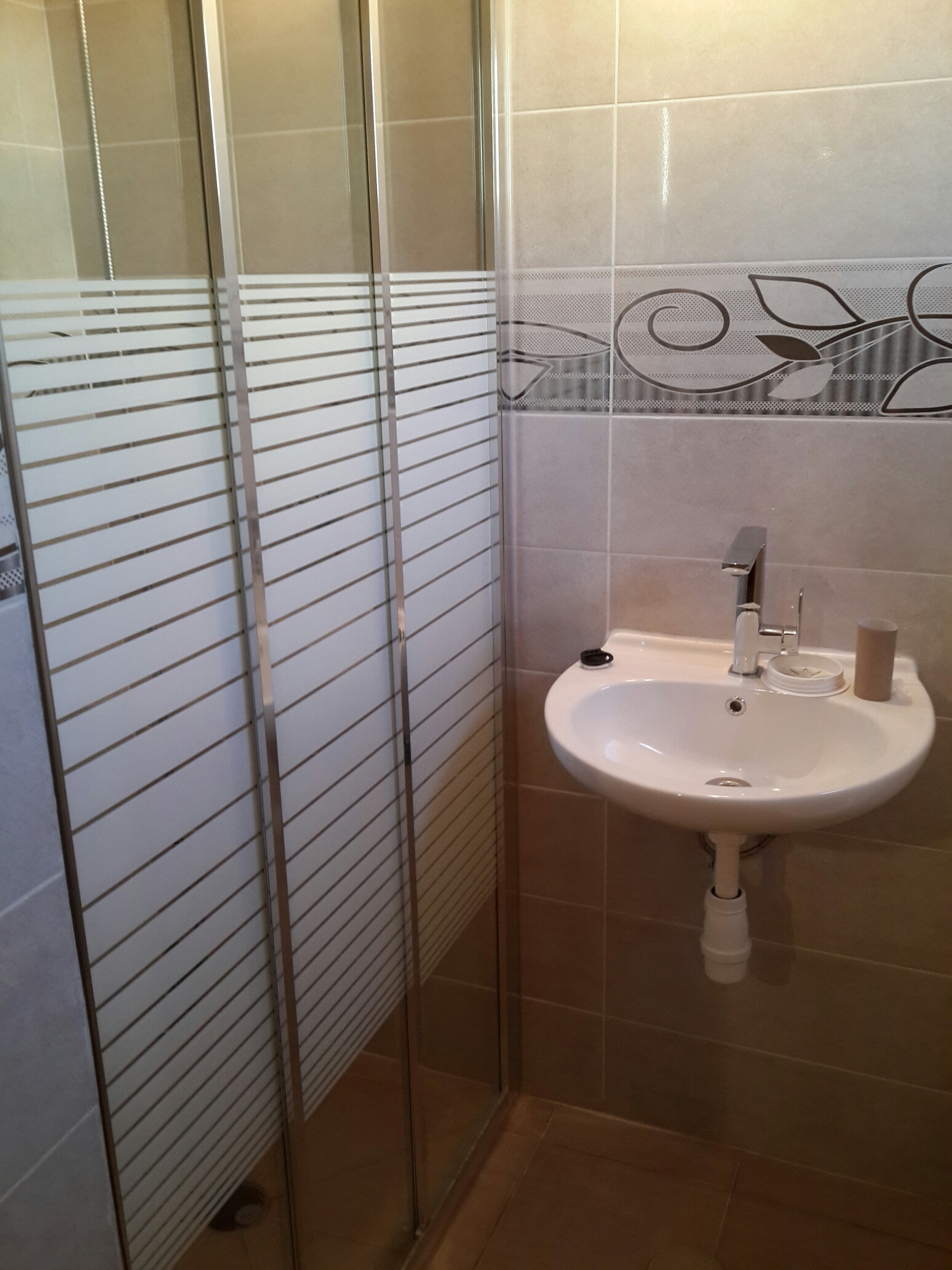 так стало ! март 2015. наш дом ремонт 2015 маленький душ в спальне