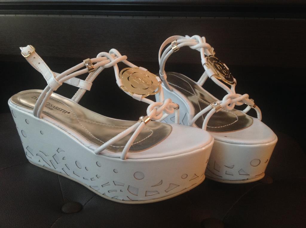 ПРОДАЮ босоножки 38 р-р. 