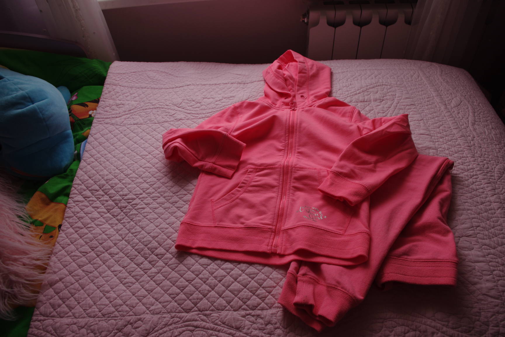 128-неоновый костюм майораль-300. ЗАБРАЛИ