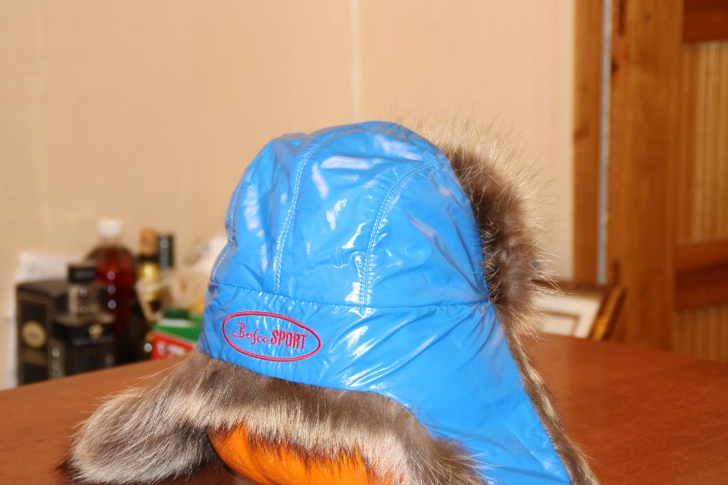 РАЗМЕР м ЦЕНА 3300Р МЕХ ЕНОТ. 