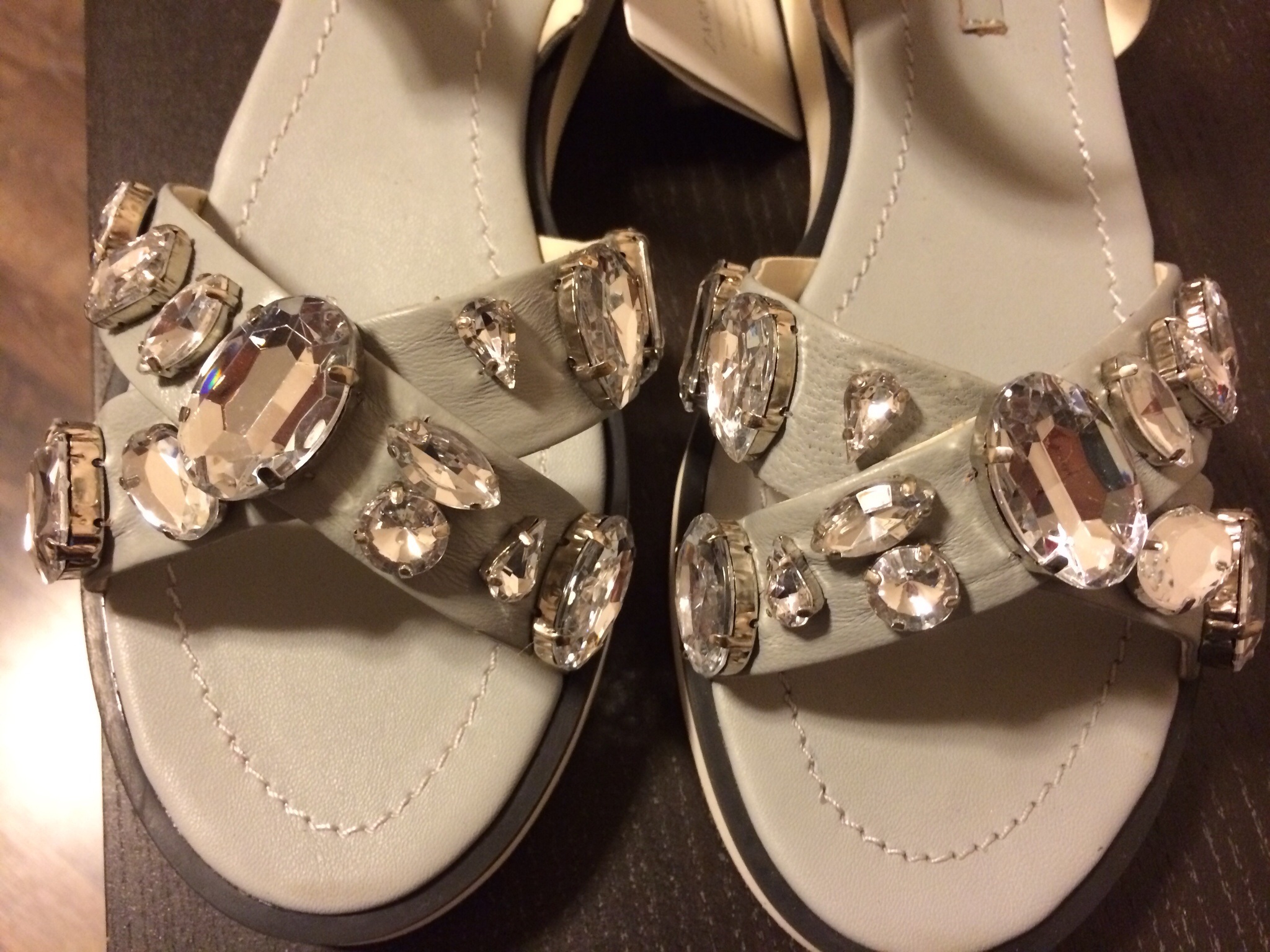 пристроено