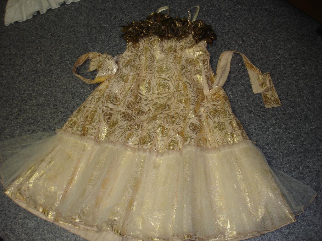 продам для девочки б/у мало совсем