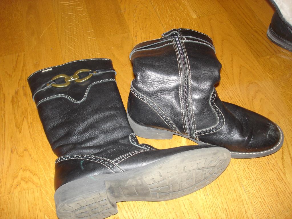 продам для девочки б/у мало совсем