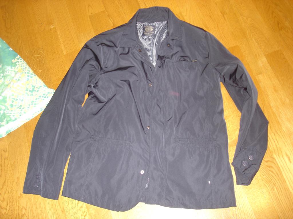 Продаю для мальчика Б\У очень мало