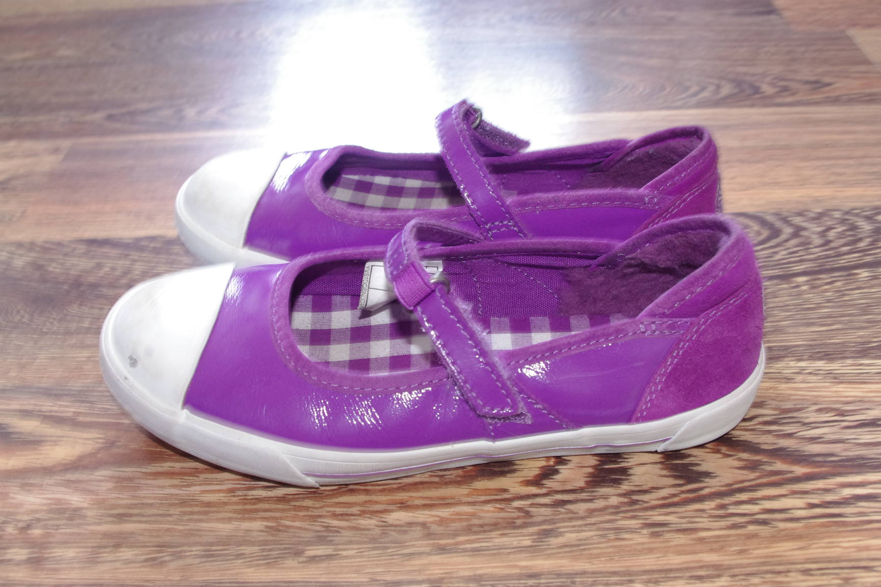 ugg-32-500. ОБУВЬ ДЕТСКАЯ комиссионка