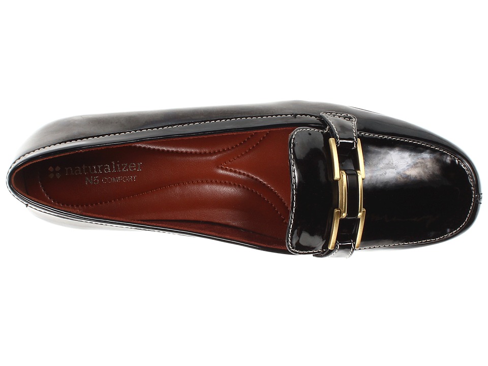 Лоферы Naturalizer Rainee. пристроено