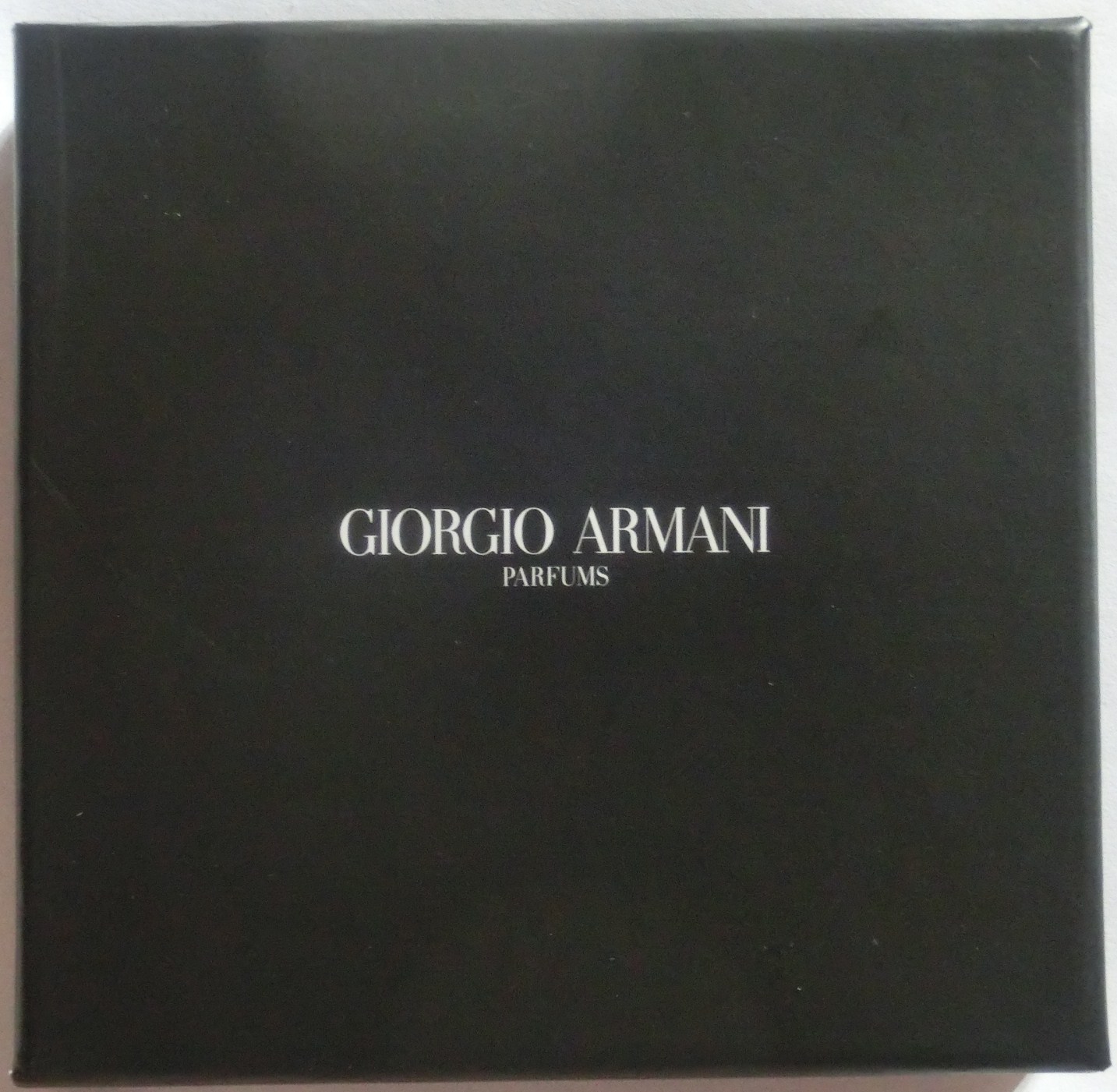 зеркало ARMANI . Мужские наборы...