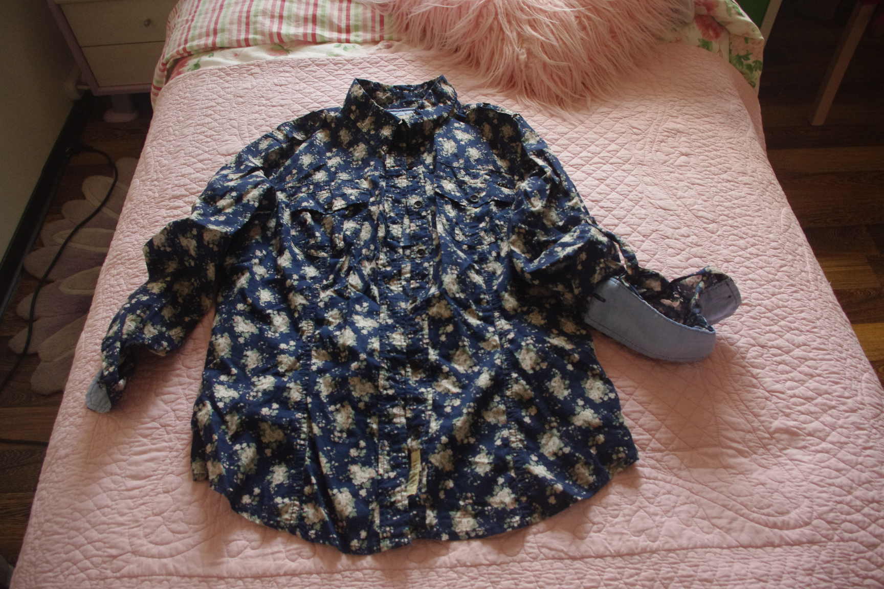 ТО рубашка в цветок-Л-400. ЗАБРАЛИ