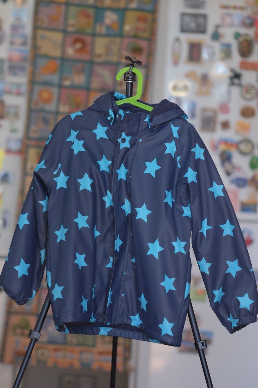 Куртка финская прорезиненная рост 130.  800 руб.. ПРИСТРОЕНО