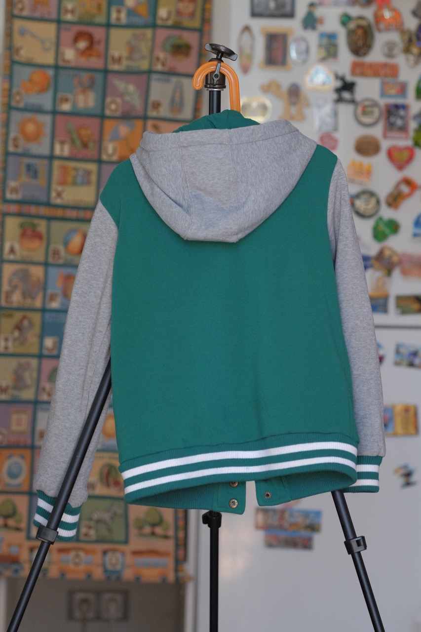 Трикотажная куртка SELA на рост 134-140, 400 руб. . ПРИСТРОЕНО