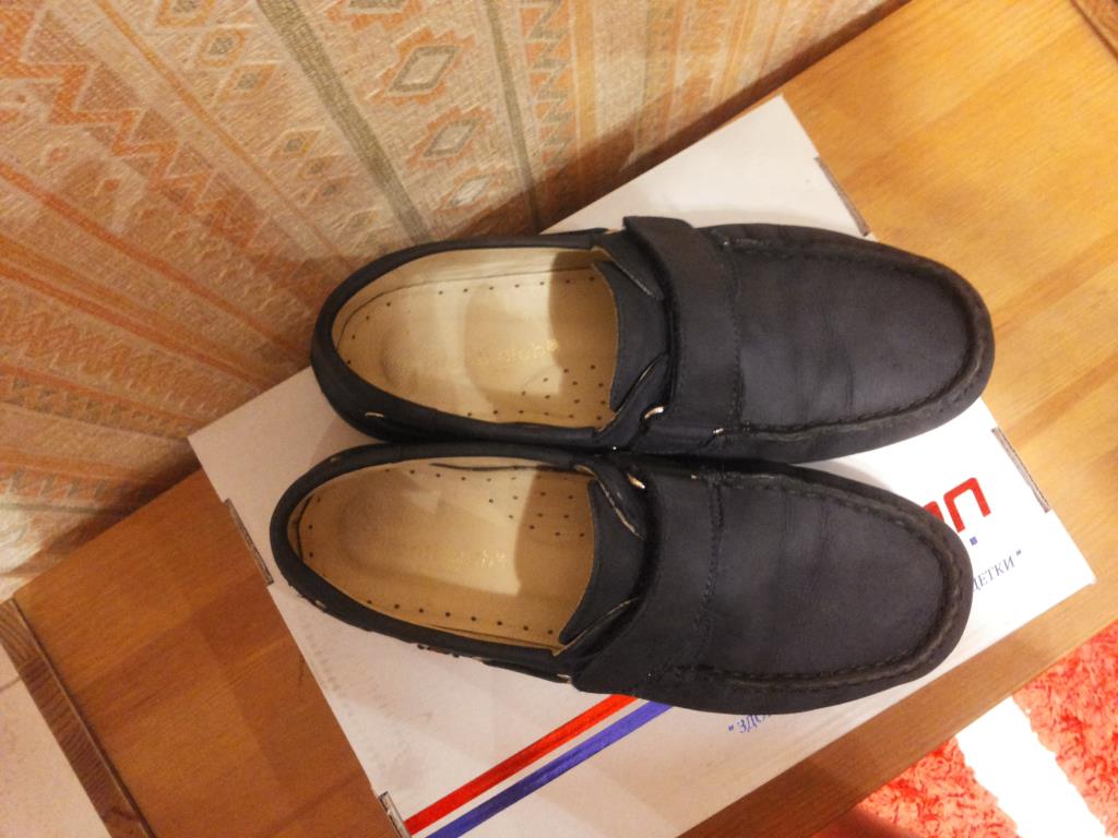 Макасины р. 35 на 34.. отложено