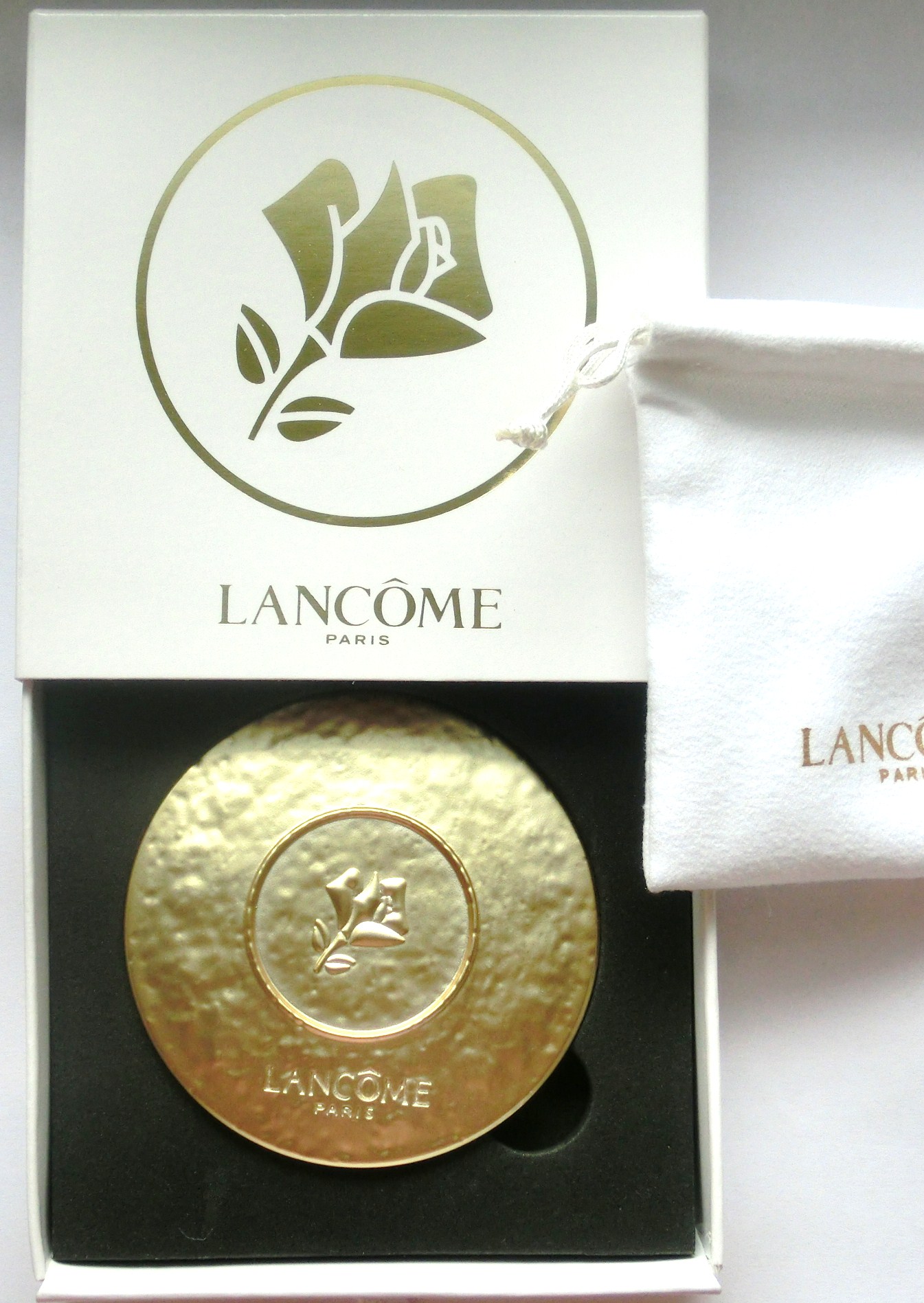 зеркало LANCOME. Наборы косметики... элитка