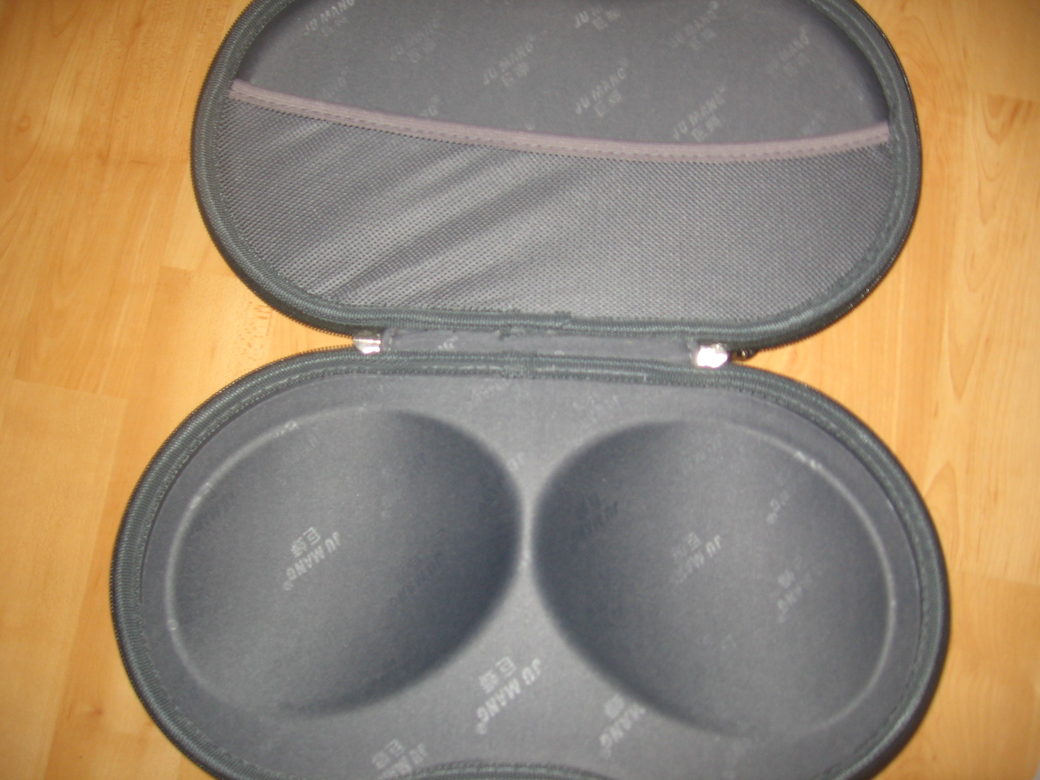 Сумочка дл бюстиков внутри. Сумки,ремни