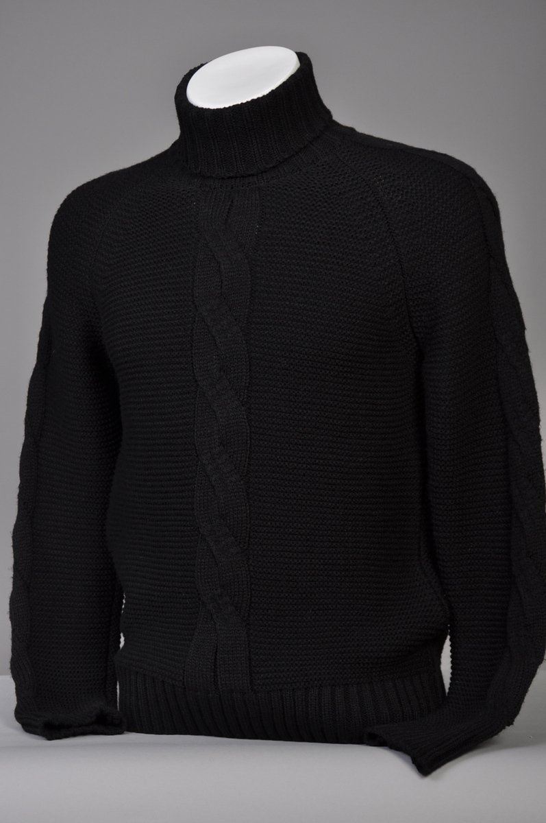 453 Черный	. Hugard