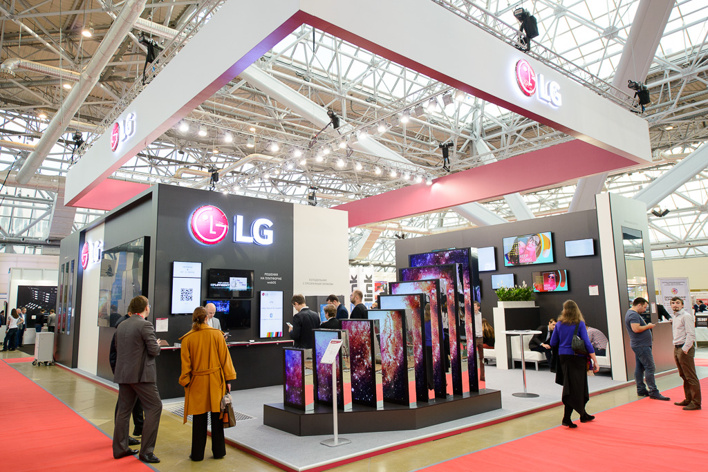 Lg electronics. Стенд LG. LG Electronics Россия. ЛГ Электроникс.