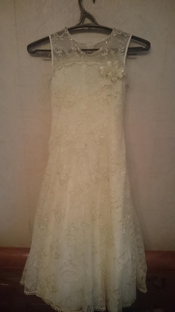 цвет - шампань. платье на праздник