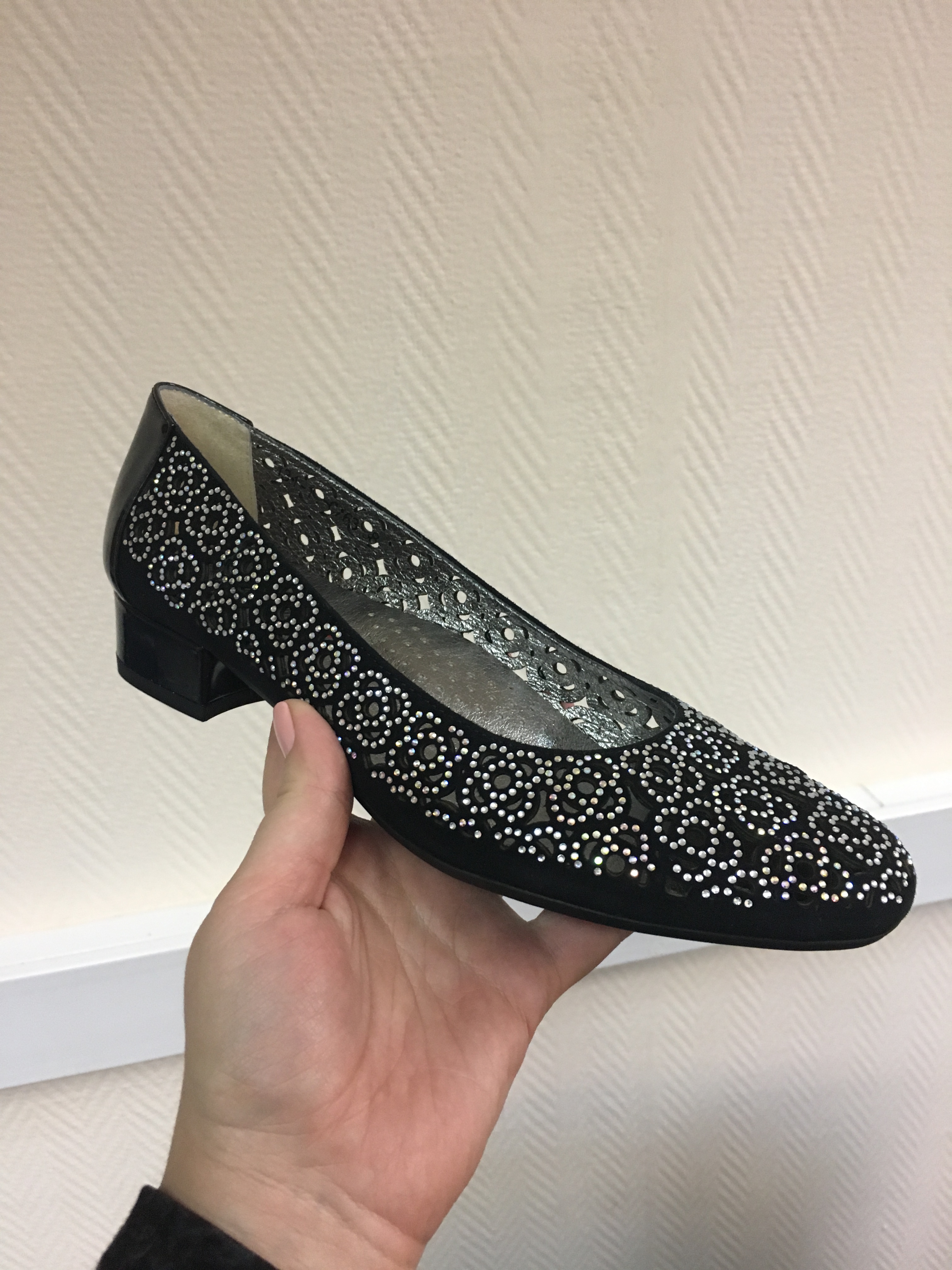 НОВОЕ ДЕТСКОЕ НА ПРОДАЖУ-ДЛЯ ДЕВОЧКИ