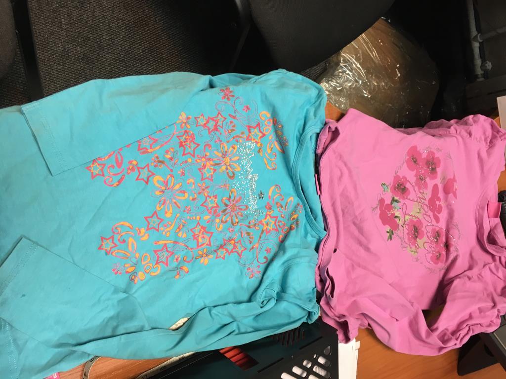 продам для девочки б/у мало совсем