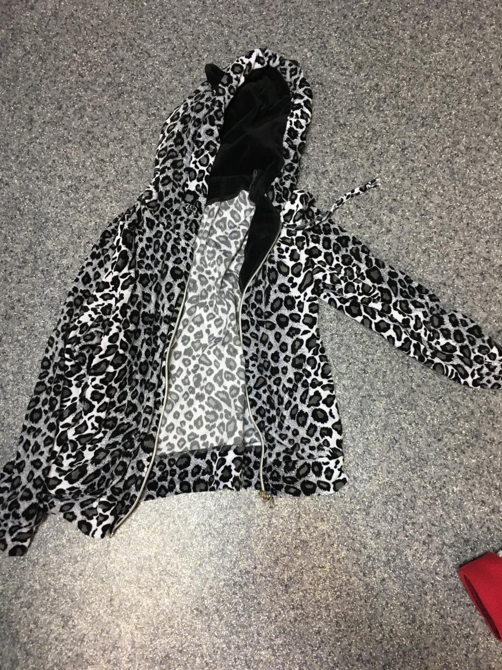 продам для девочки б/у мало совсем