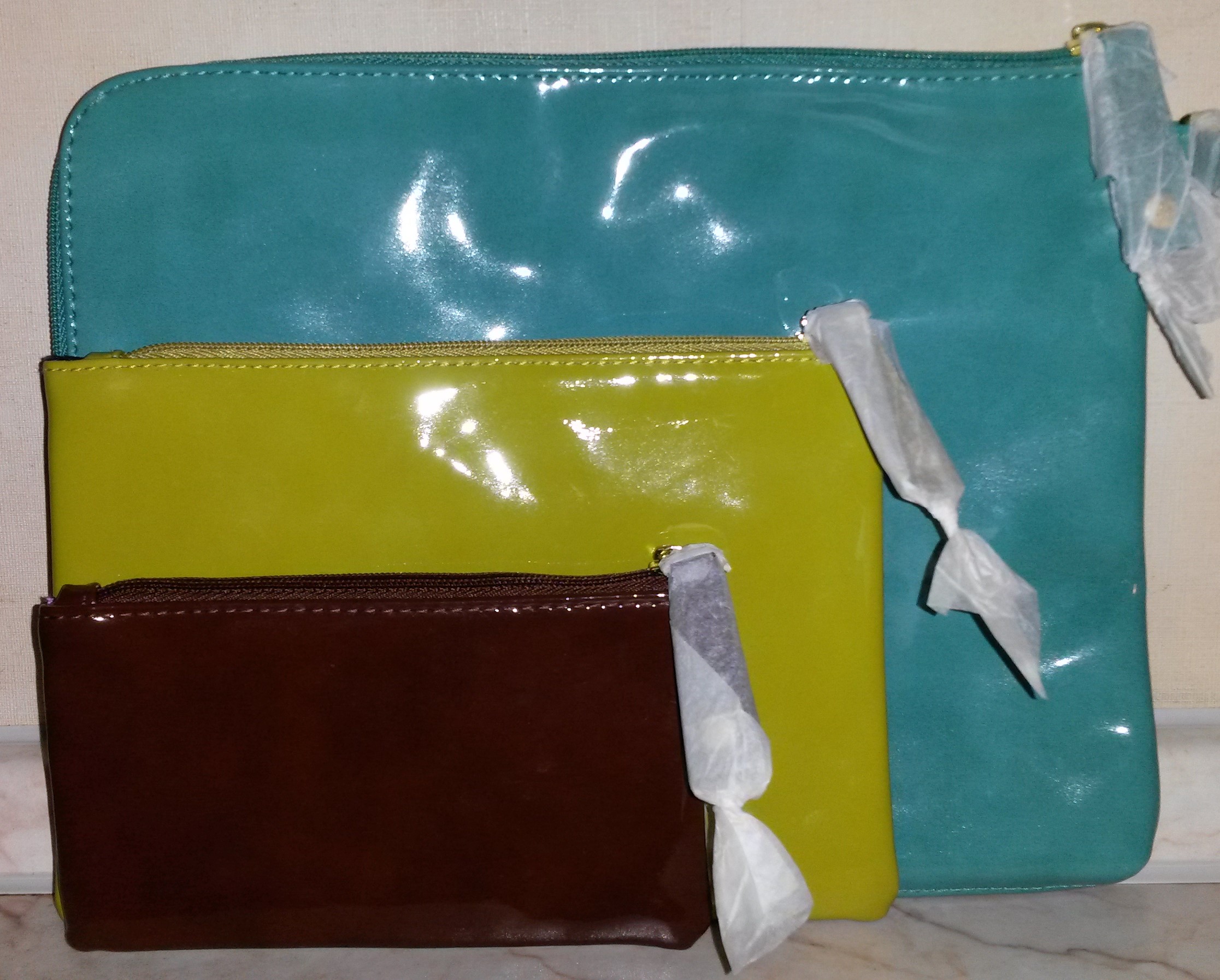 набор чехлов /  косметичек Estee Lauder  3в1. Наборы косметики... элитка